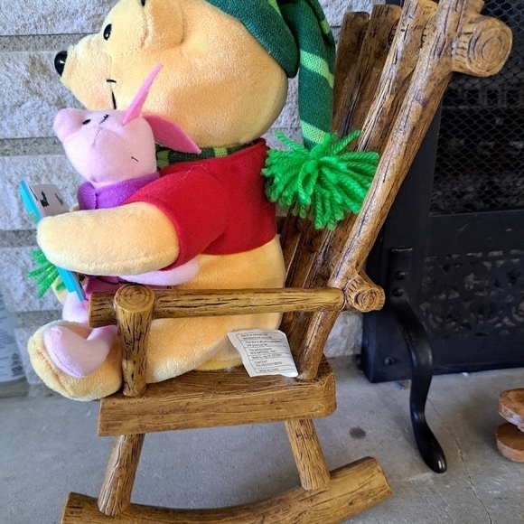 Gemmy Disney Christmas Winnie the Pooh Piglet Rocking Chair Twas The Night Music - Picture 5 of 12